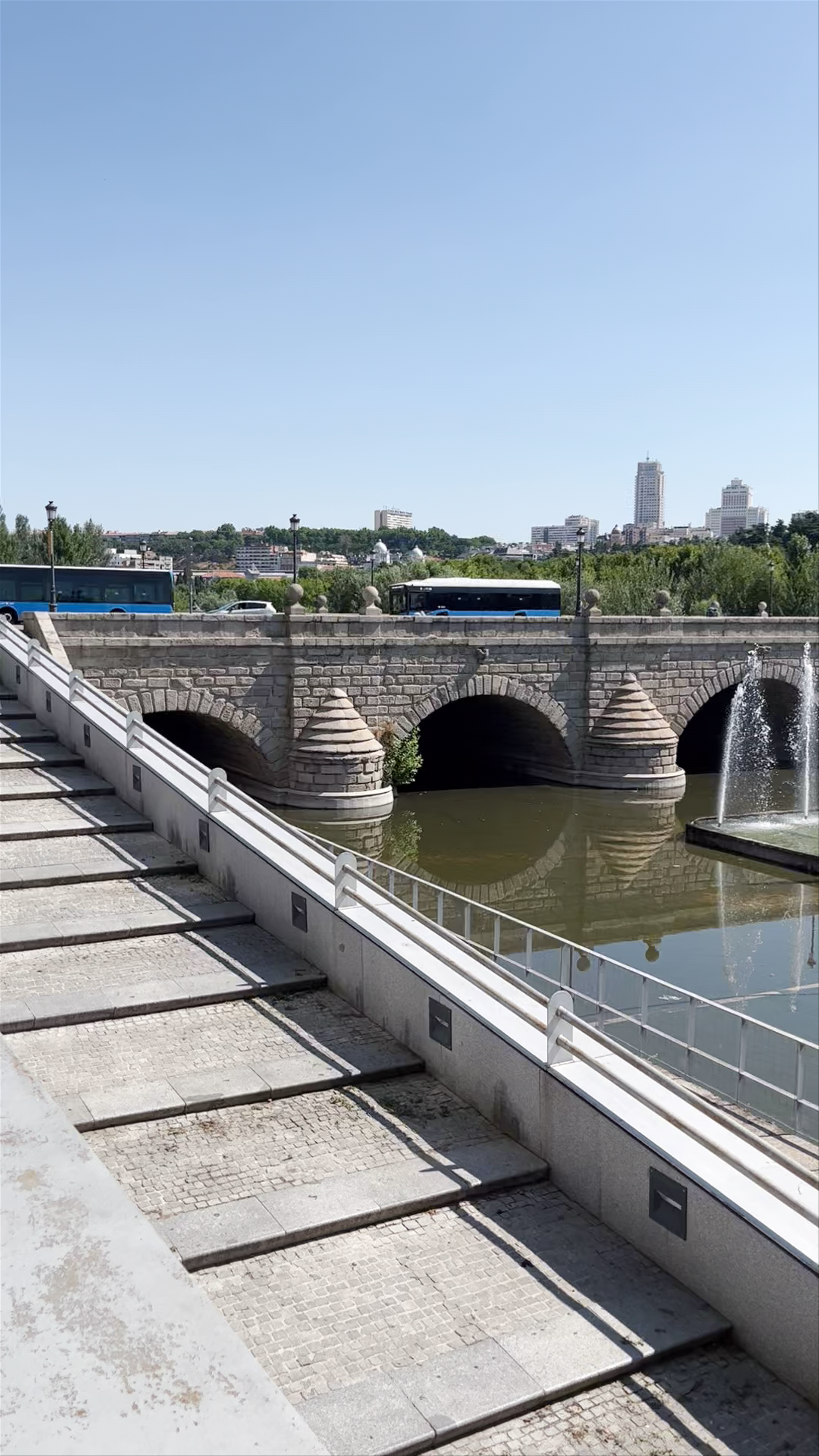 Puente de Segovia: Historic Bridge and Serene Urban Escape in Madrid