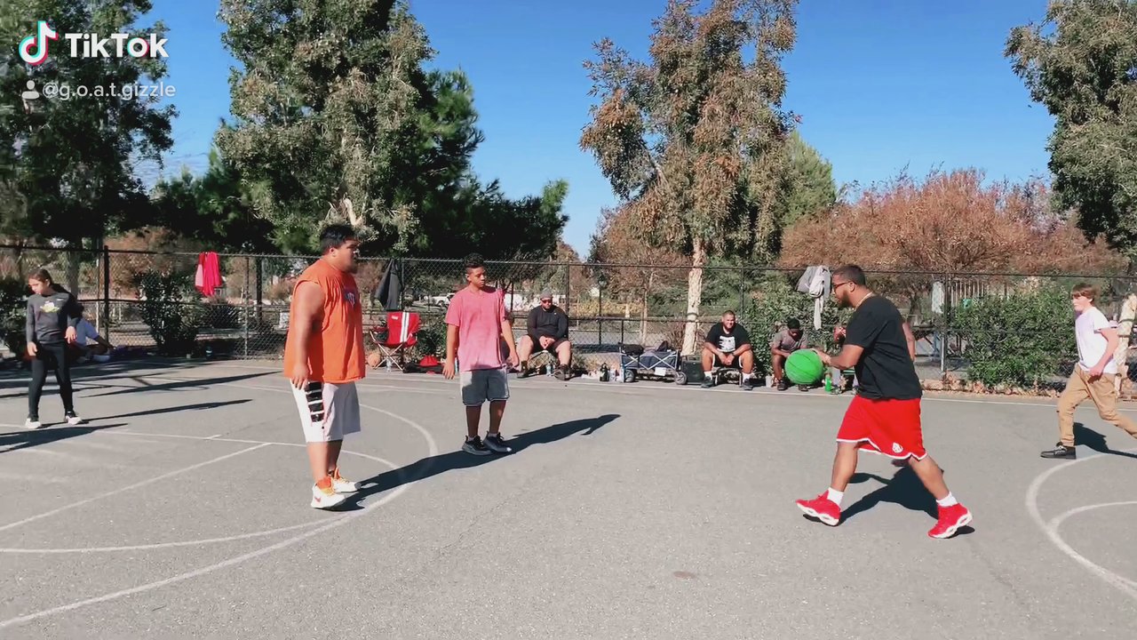 Creekside Park - Balling at creek side park with the family ! Step back ! - Parks Near Me - Oakley, California