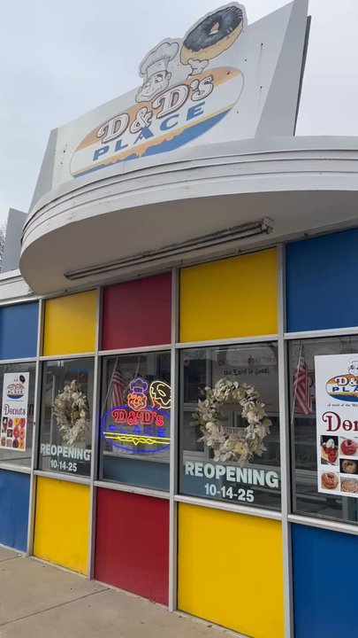 D&D's Place - Outside - Donuts Near Me - Chicago, Illinois