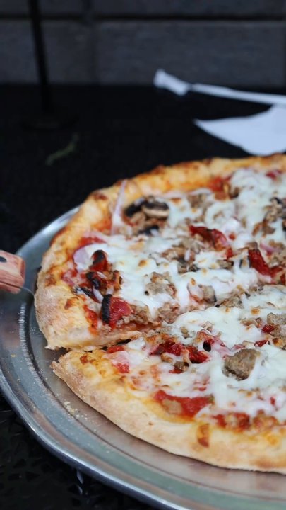 Savage Pizza - Bolognese Pizza with Garlic Tomato Sauce @tiffhuangry - Pizza Near Me - Avondale Estates, Georgia