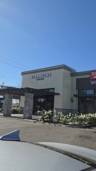 Starbucks - New shopping center! - Coffee & Tea Near Me - Bellflower, California