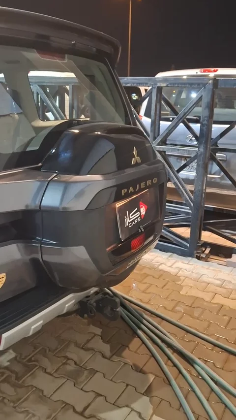 ميتسوبيشي باجيرو GLS-4Doors 2022