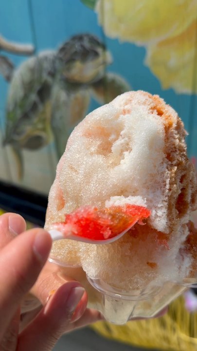 Kohala Shave Ice - Vanilla and strawberry with lava and sweet cream - Shaved Ice Near Me