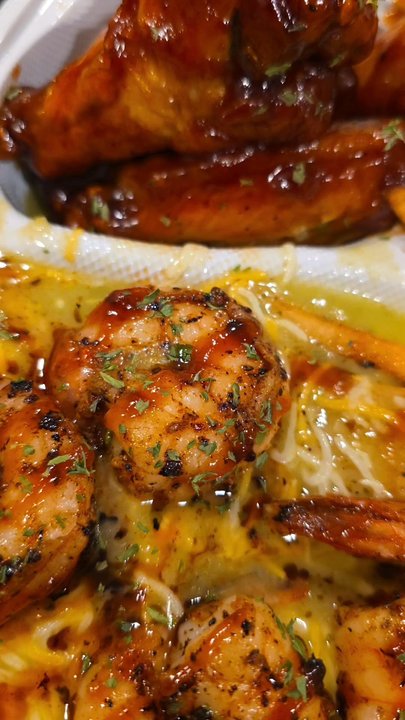 D Lo’s Kitchen - Seafood Near Me - Los Angeles, California