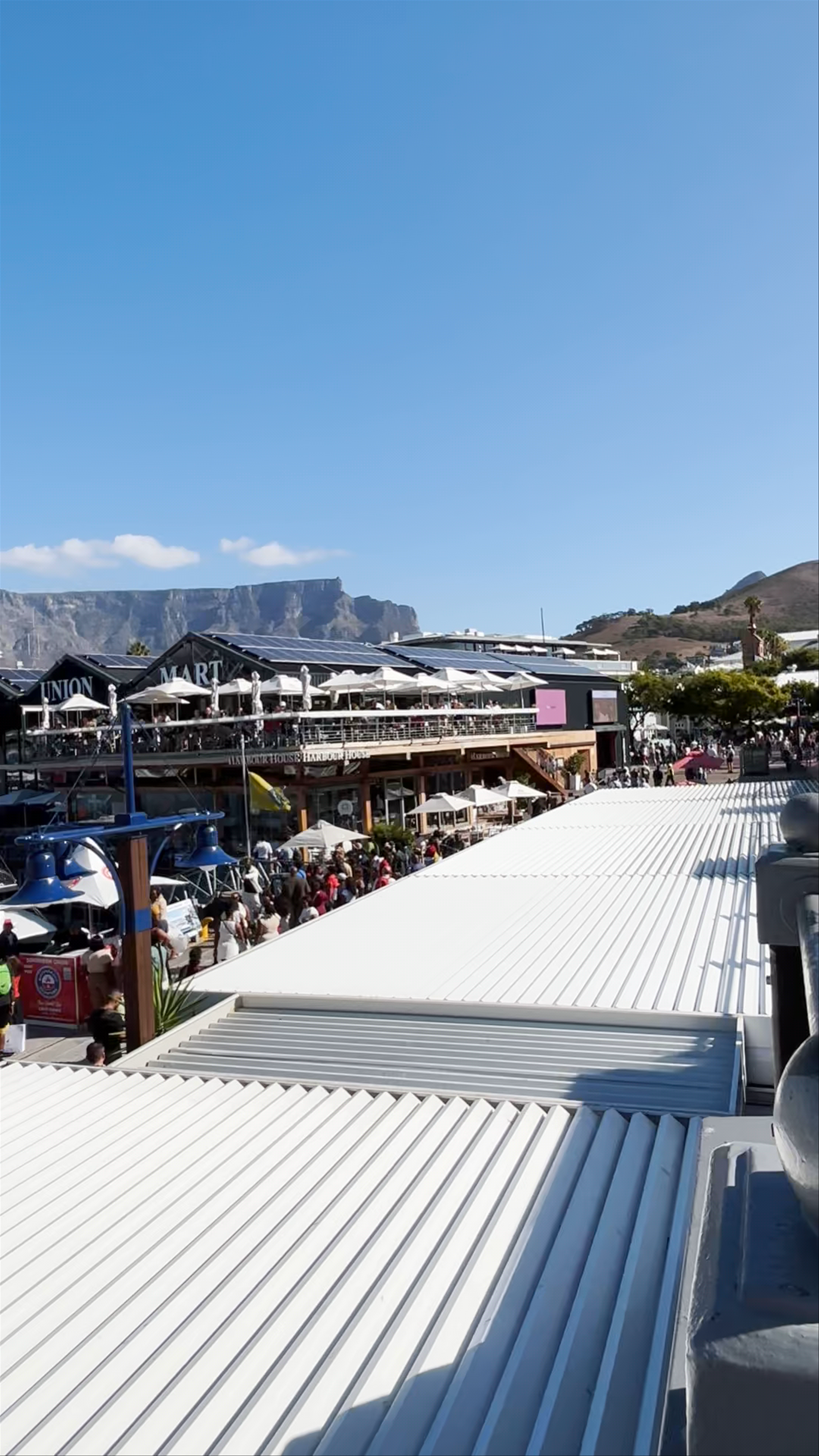 Waterfront Charters - Daily Boat Trips & Private Tours on a choice of luxury sail and motor boats