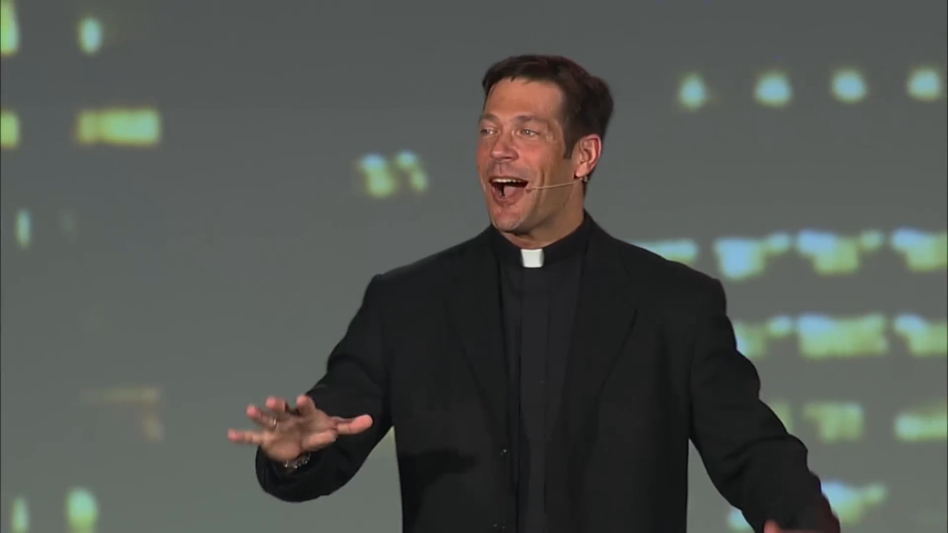 Replay Retro! - SEEK2015 - The Hour That Will Change Your Life - Fr. Mike Schmitz