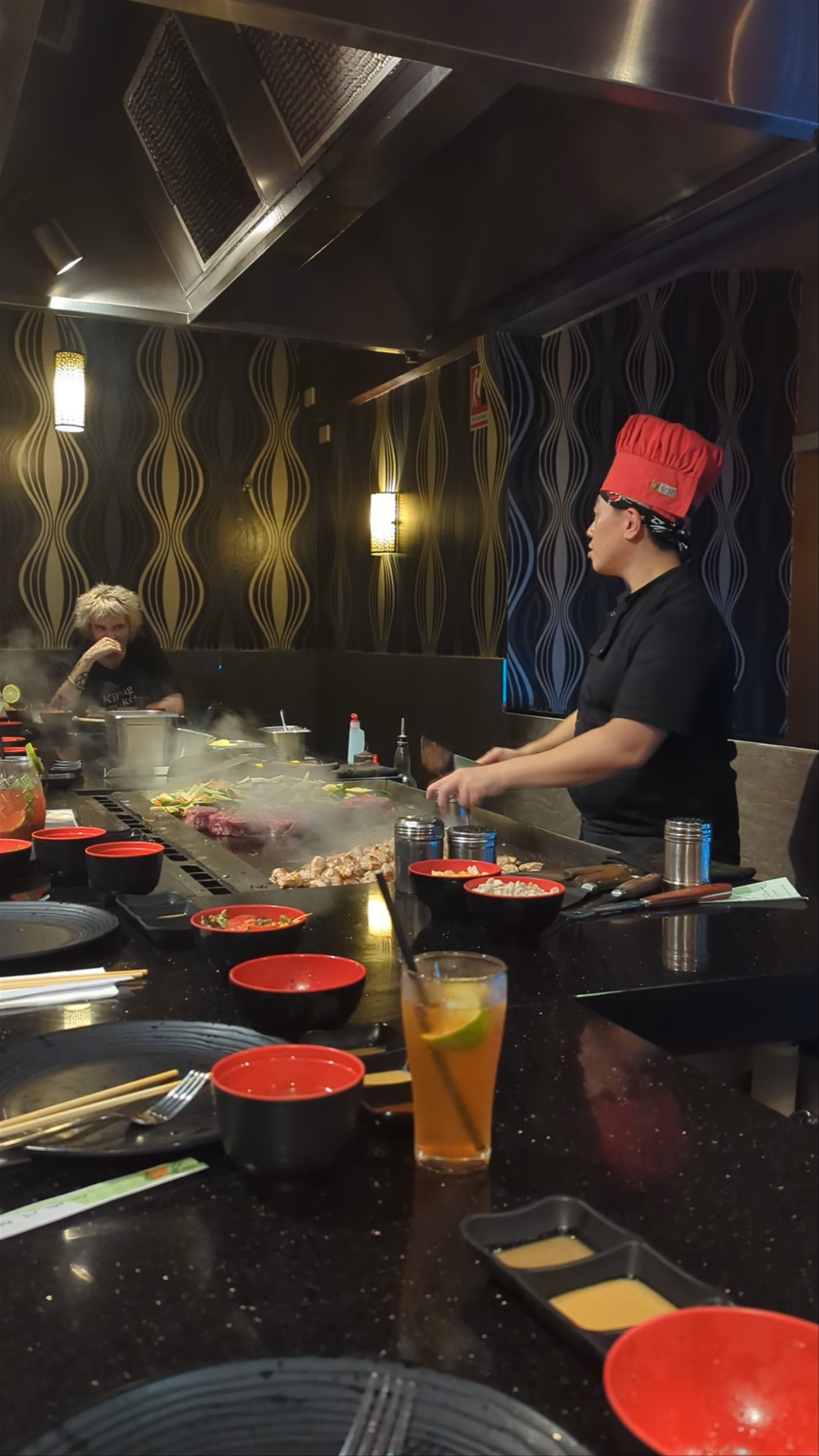 KooKoo Teppanyaki and Lounge Bar Experience in Surfers Paradise