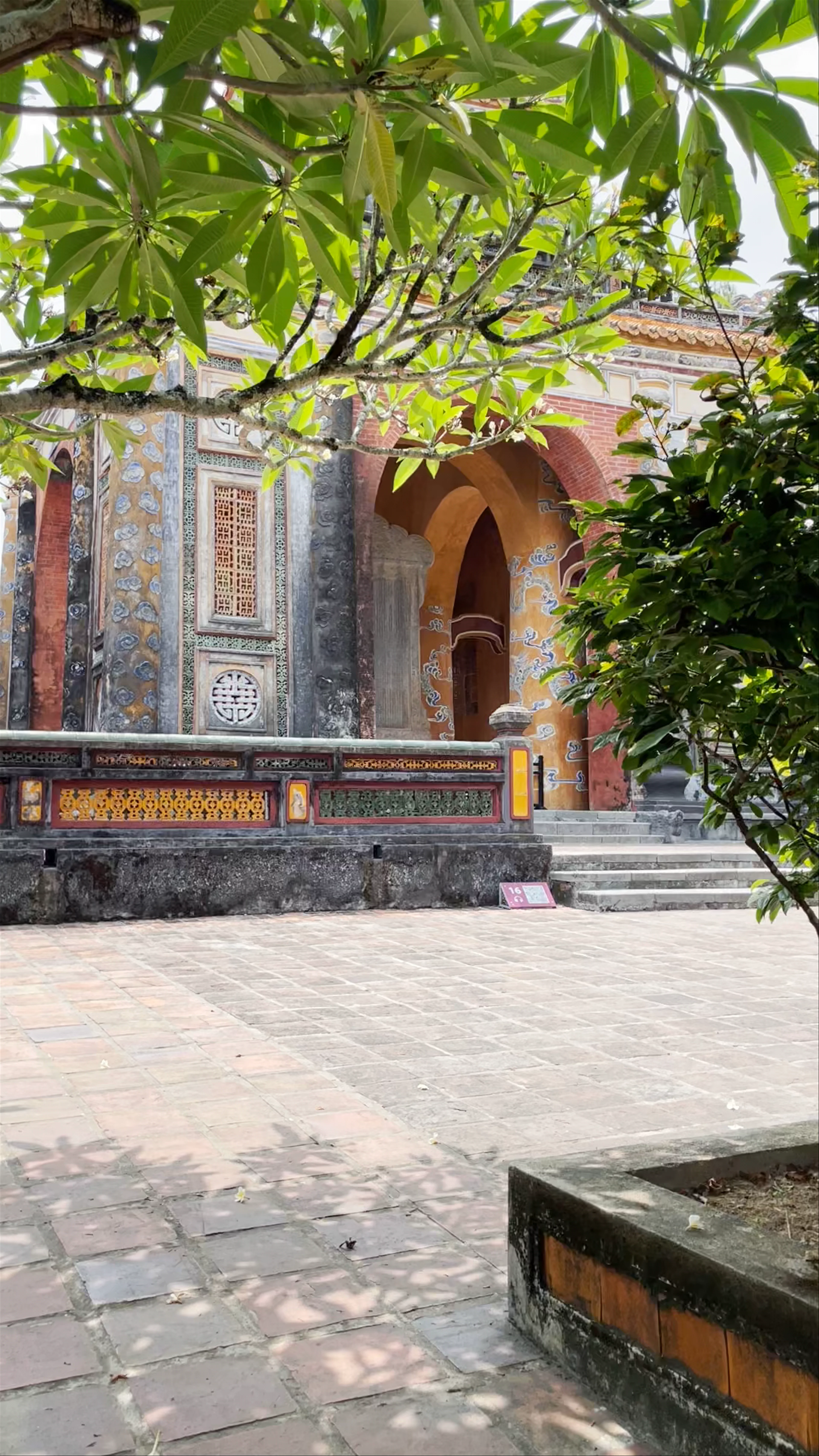 Honour Courtyard, Thuy Xuan