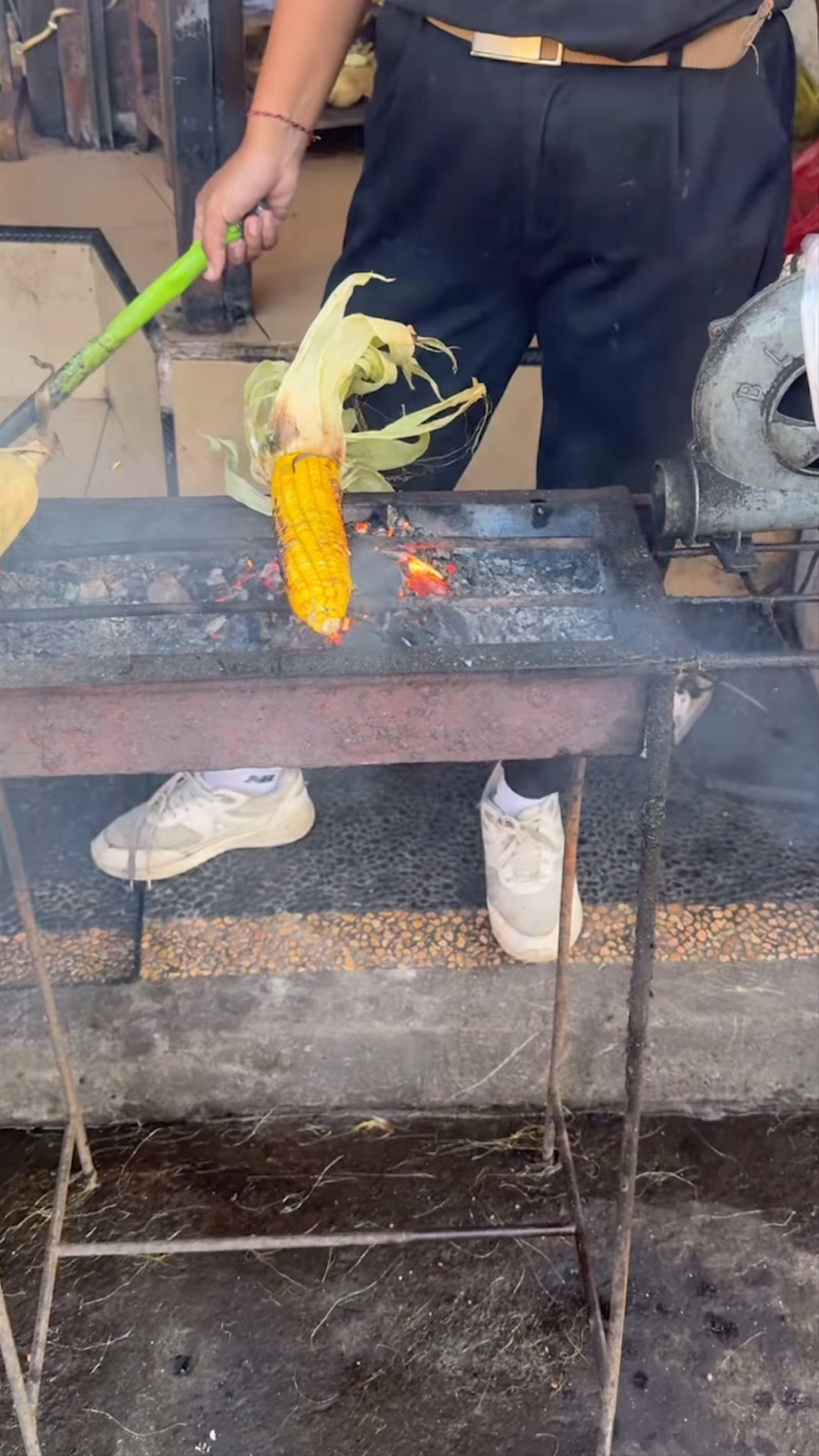 Tegenungan Waterfall Market: Grilled Corn & Local Vibes in Bali