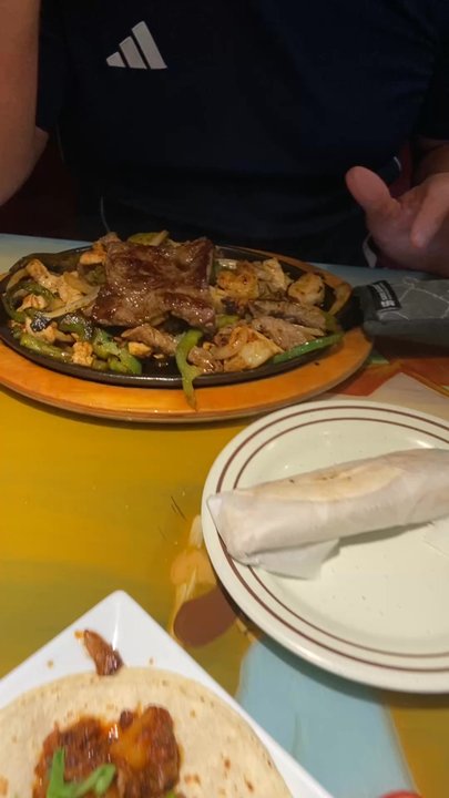 Lago Mexican Restaurant - Lago's special fajitas - Mexican Near Me - Mandeville, Louisiana