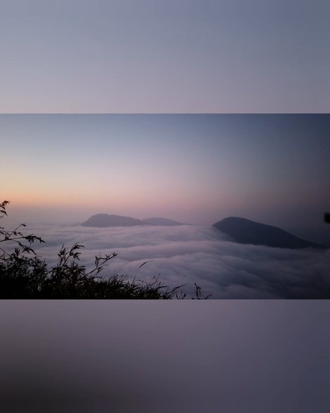 Photo of Boulevard of clouds.