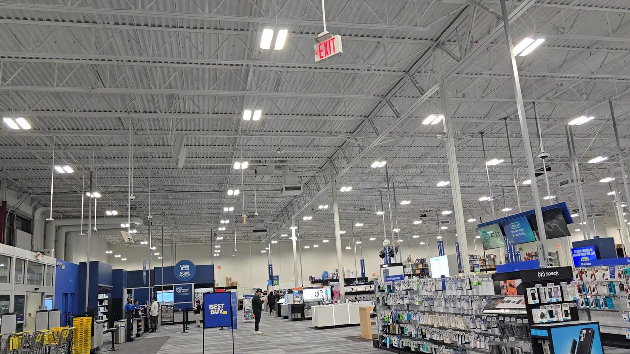 Best Buy - Pinole - Panorama of the store - Electronics Near Me - Pinole, California