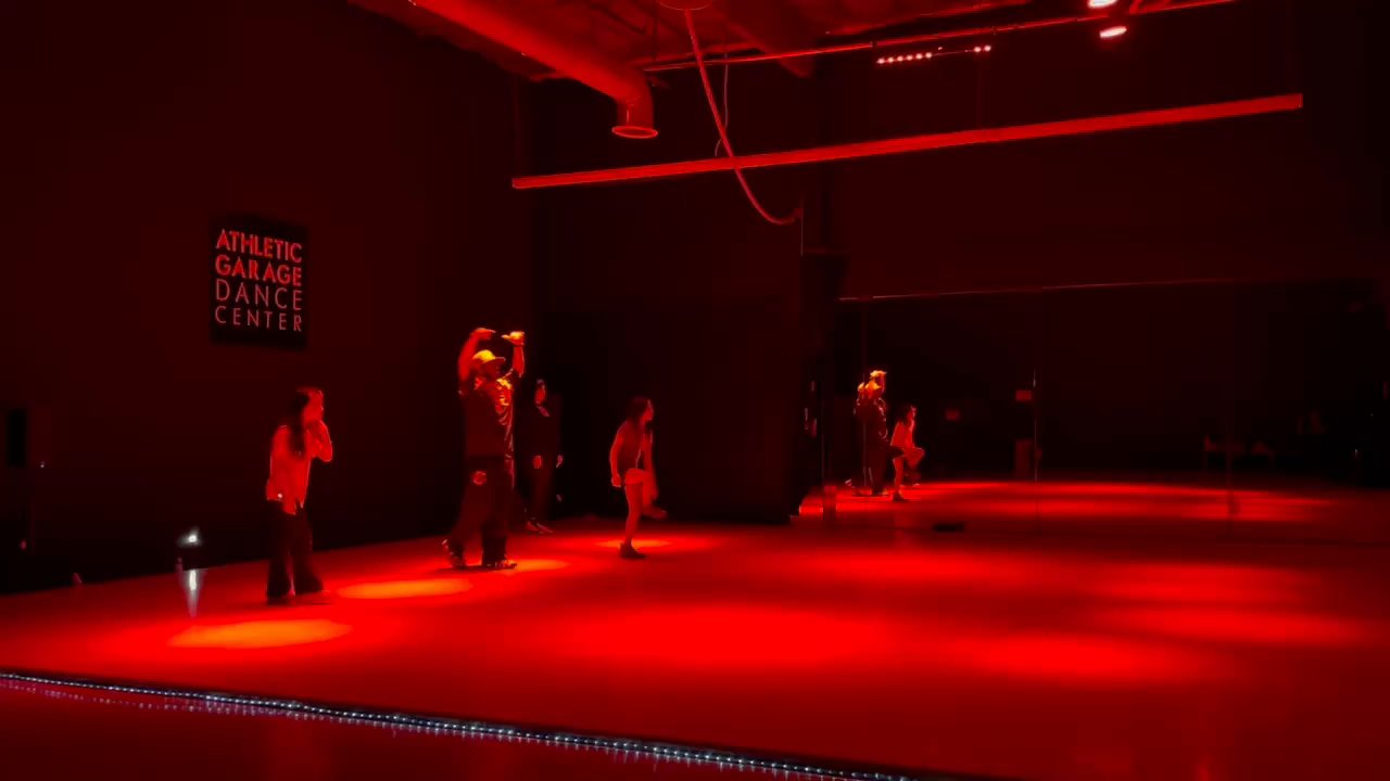 EM Productions - Dancing to  Nelly ! - Dance Studios Near Me - Burbank, California