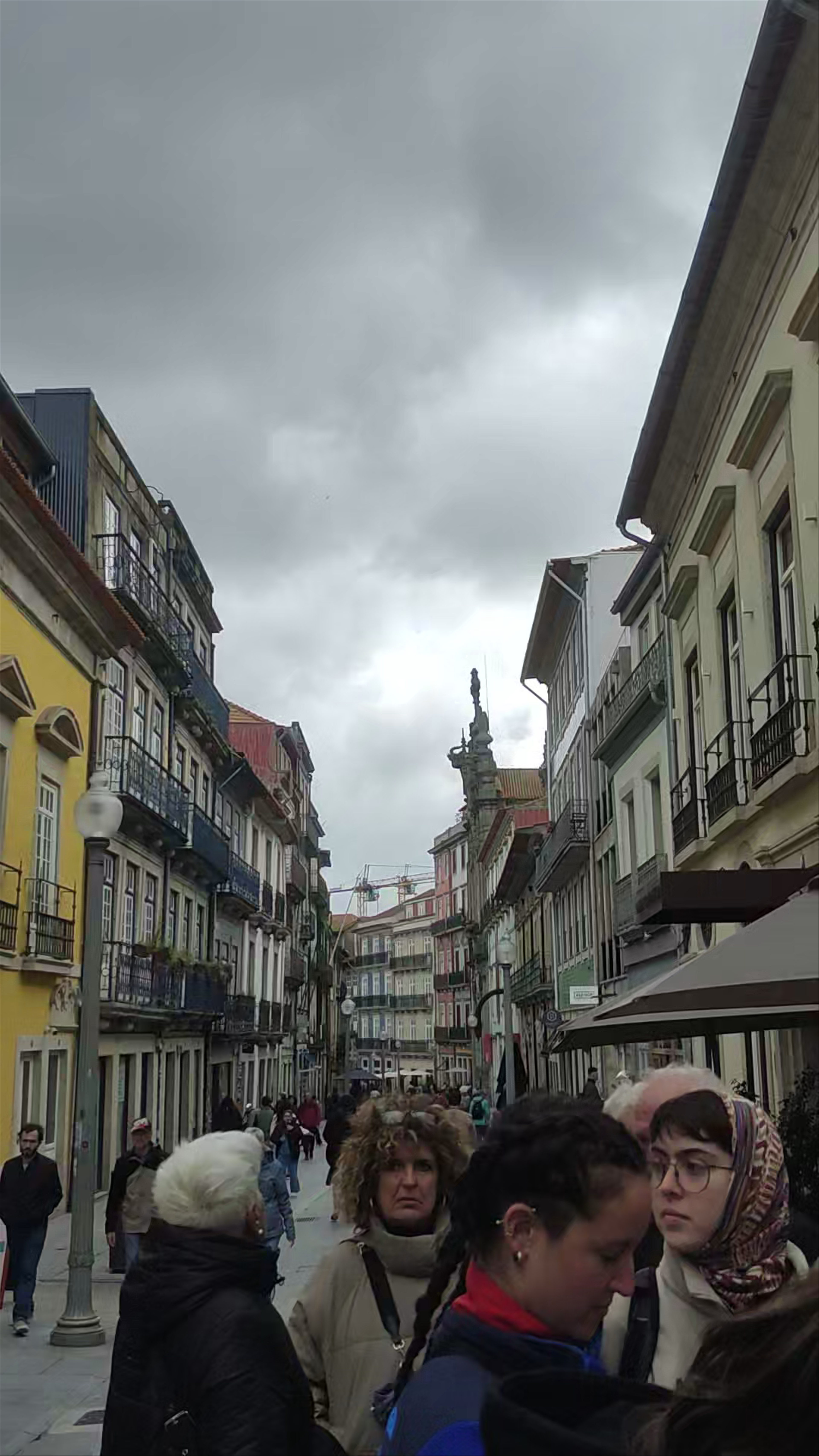 Rua das Flores: Vibrant Street Life in Porto, Portugal