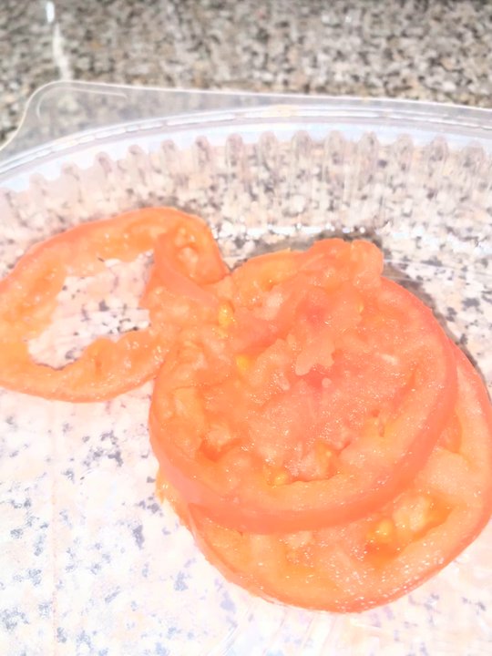 Waffle House - Definitely not fresh!! Please, DO NOT serve food like this!! You're gonna make someone sick!! - Breakfast & Brunch Near Me - Raeford, North Carolina
