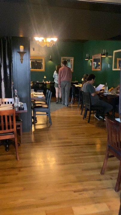 Tavern 1888 - Inside of the restaurant - Cocktail Bars Near Me - Eureka, California