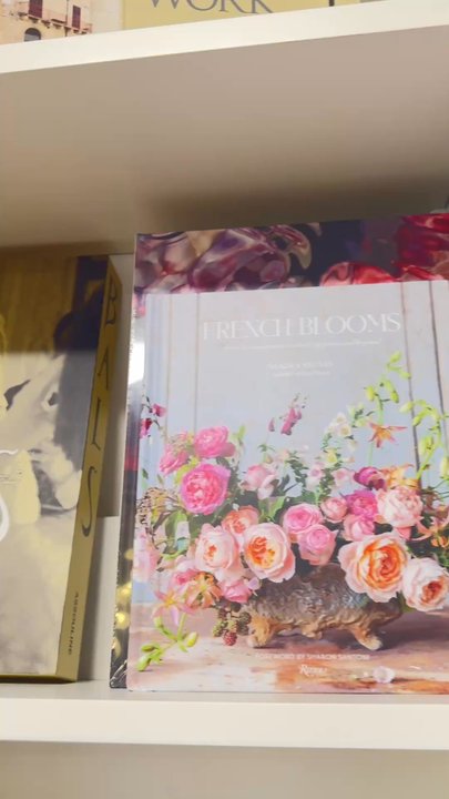 Books on Third - Bookstores Near Me - Naples, Florida