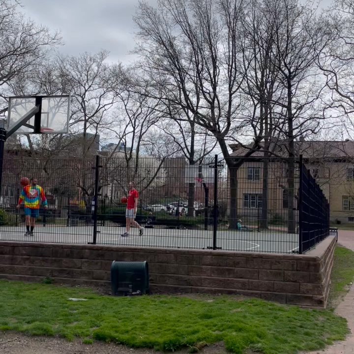 Elysian Park - Basketball court, playgrounds and dog park - Dog Parks Near Me - Hoboken, New Jersey