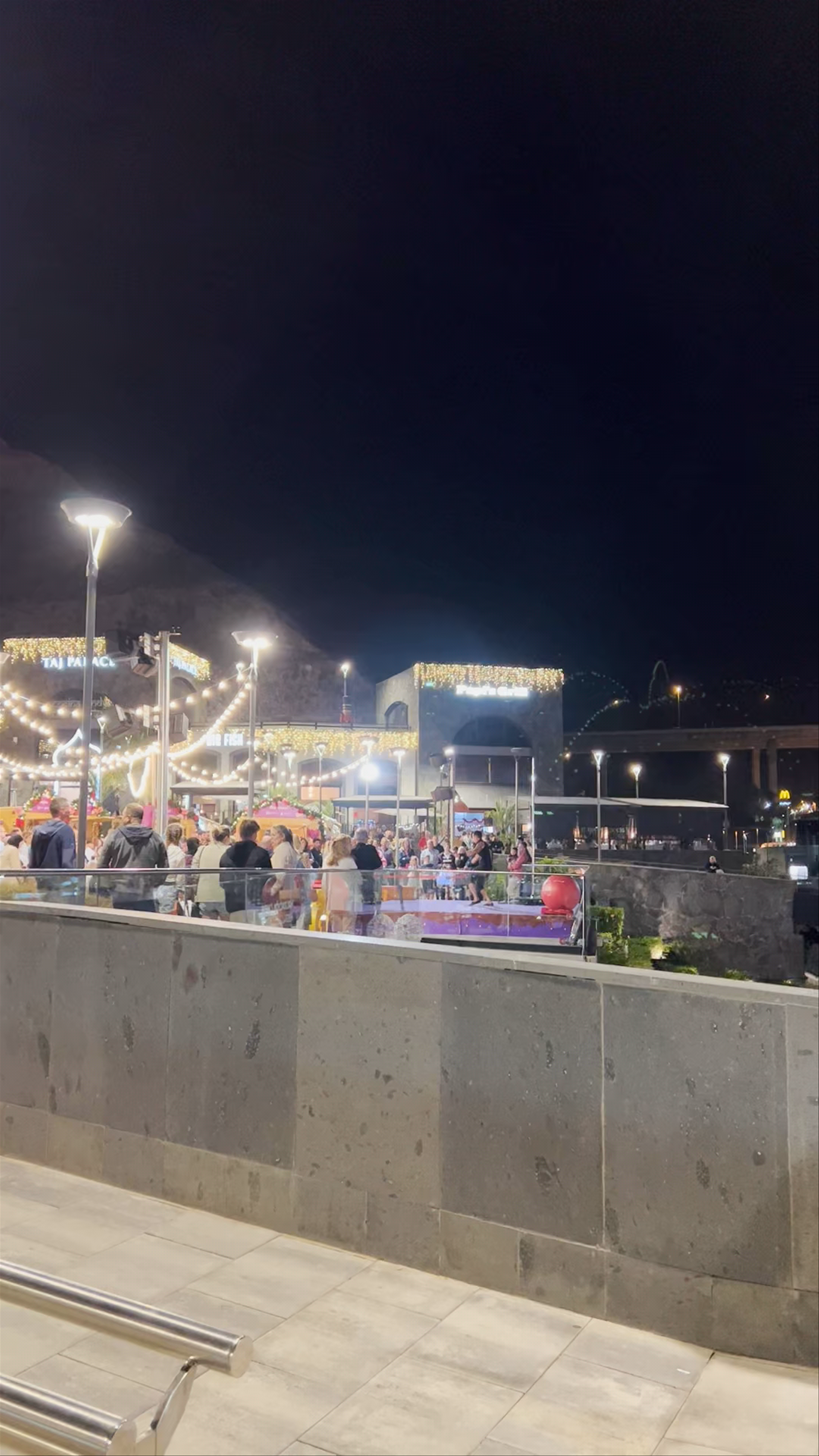 Mogan Mall Nightlife: Festive Evening at Puerto Rico, Gran Canaria