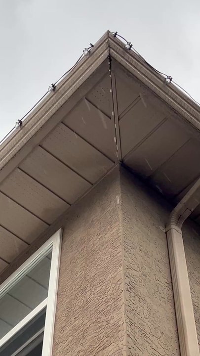 Pressure Perfect Property Services - Heavy water leak from improper gutter sealing - Pressure Washers Near Me - Kelowna, British Columbia