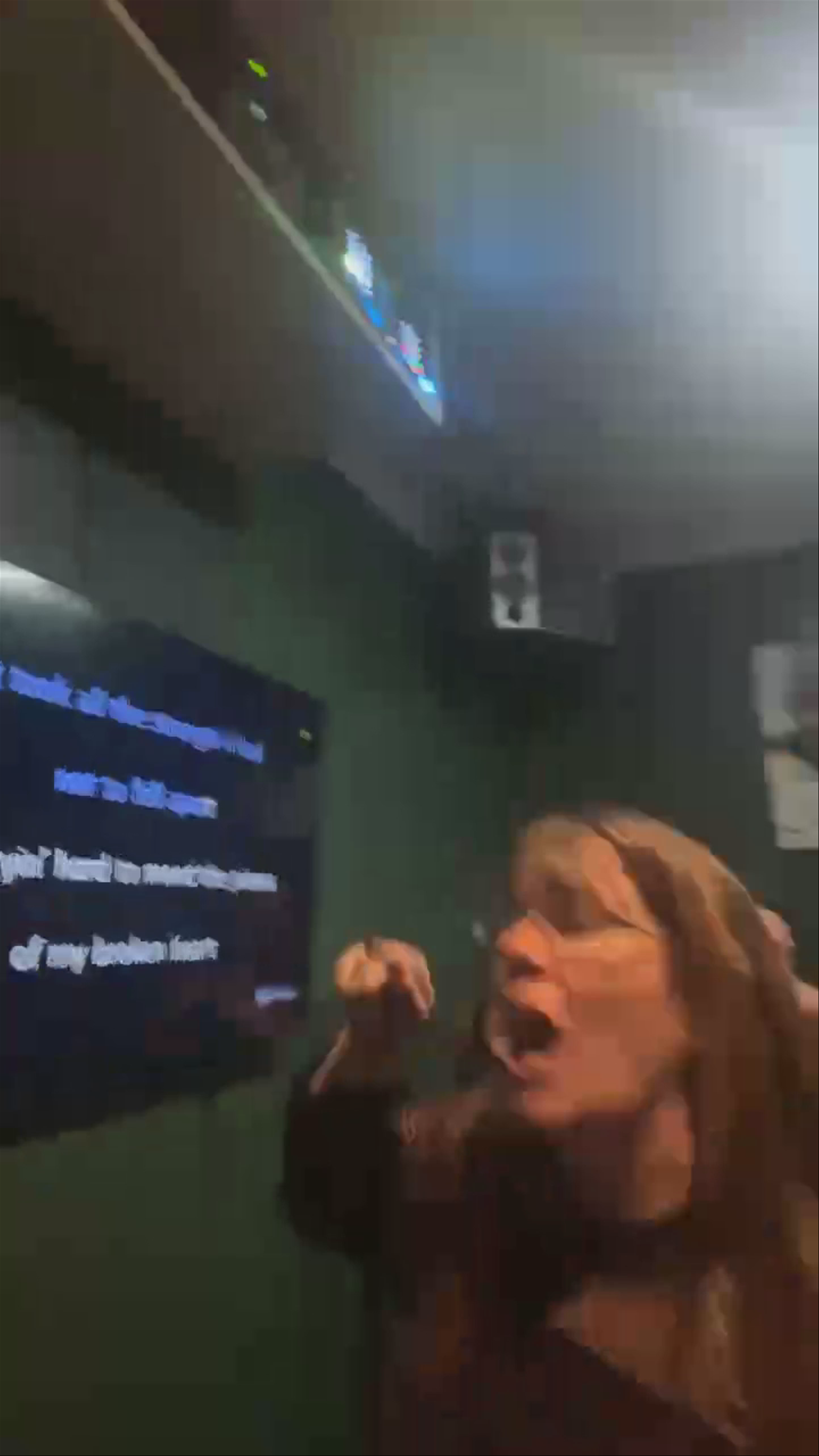 Live karaoke with the your favorite whatnotters 