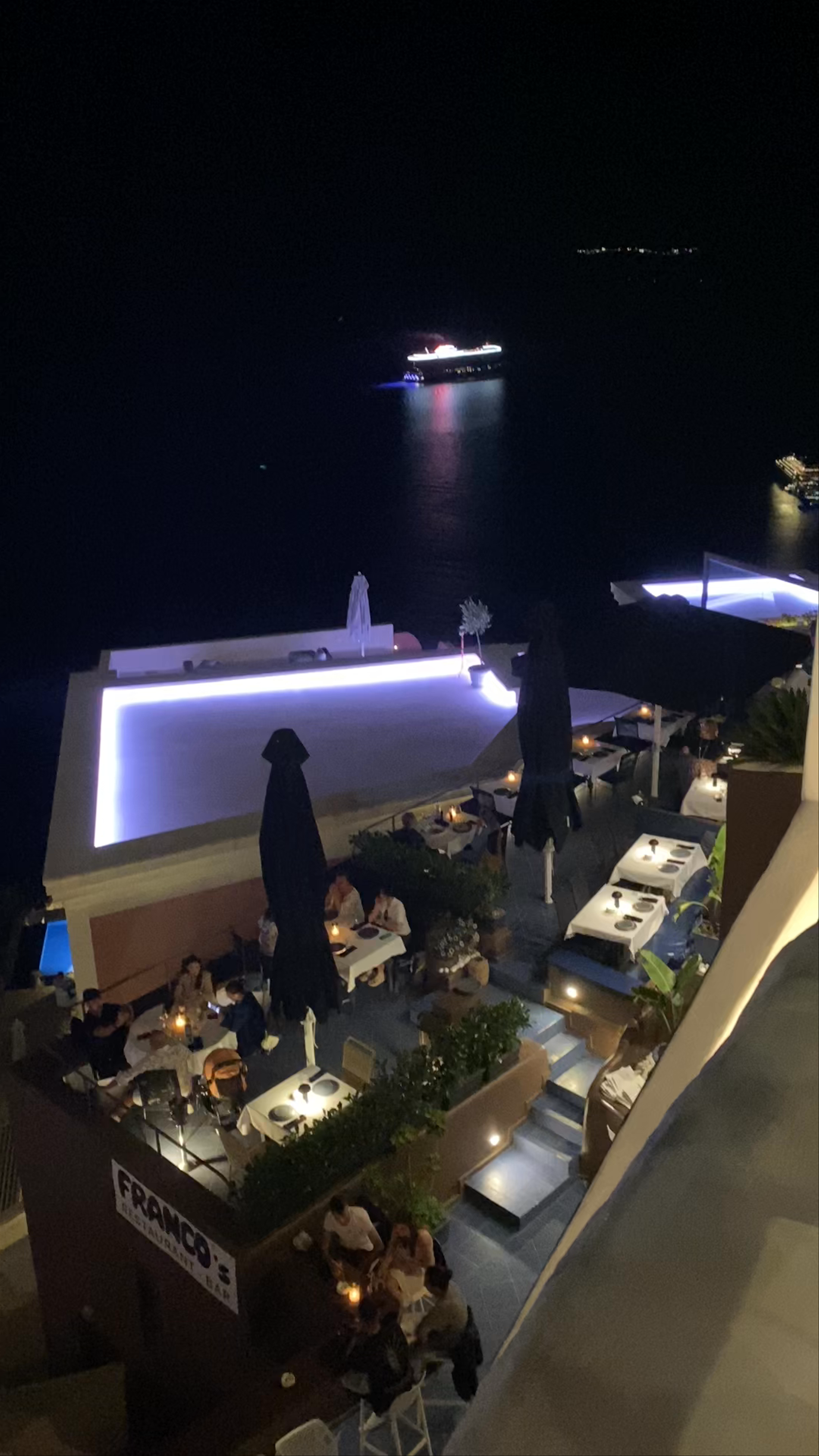 La Colline restaurant Santorini