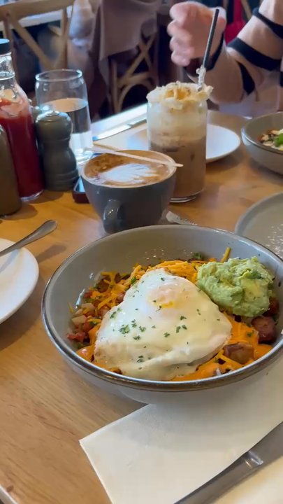 Willow & Whisk - Entres (omelette and so cal) - Breakfast & Brunch Near Me - Millburn, New Jersey