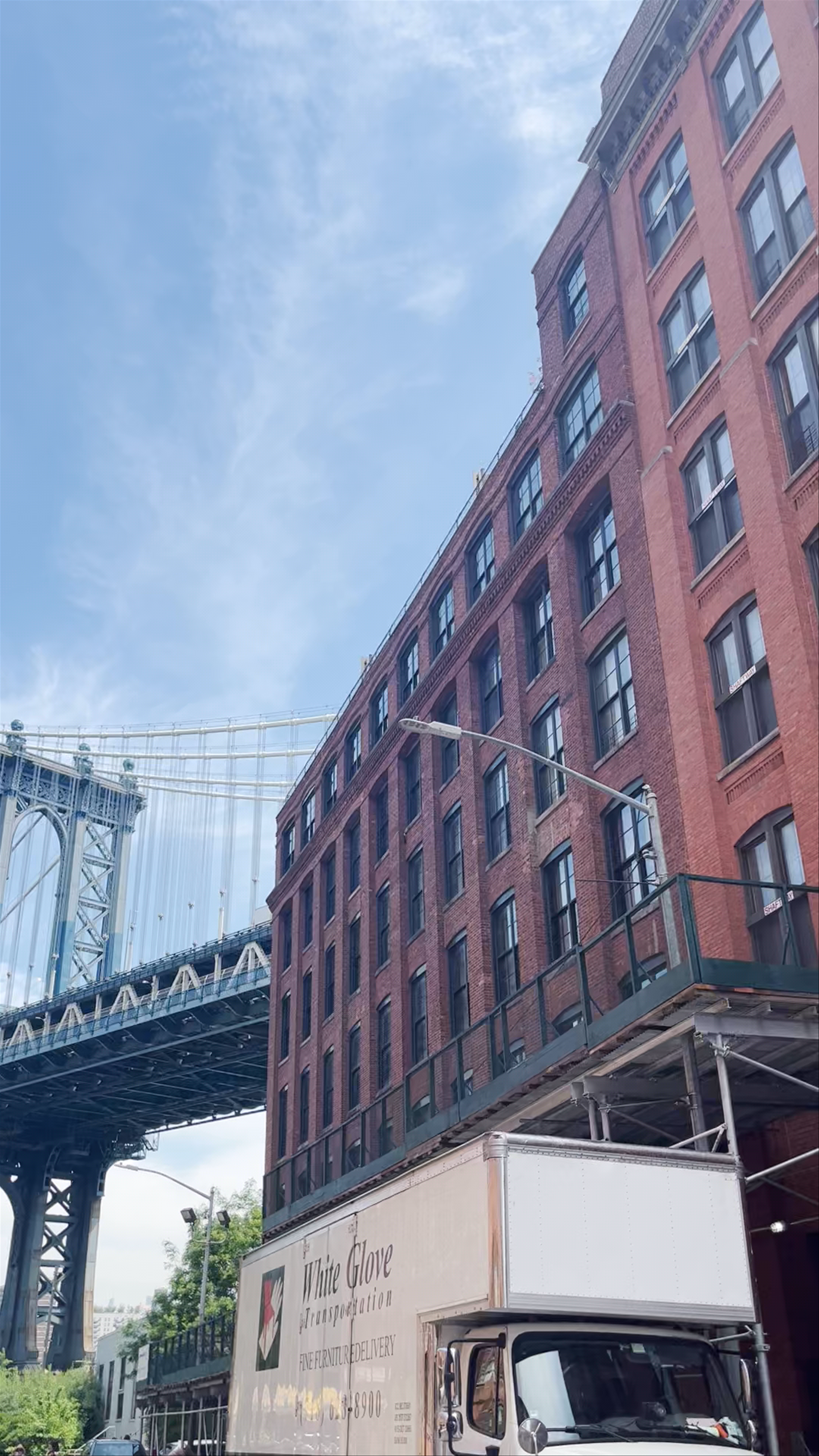 DUMBO's Iconic Manhattan Bridge View and Historic Brooklyn Streets