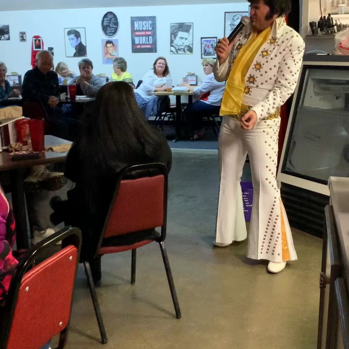 Pit Stop Bar & Grill - Elvis - Tex-Mex Near Me - Seven Points, Texas