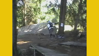 552