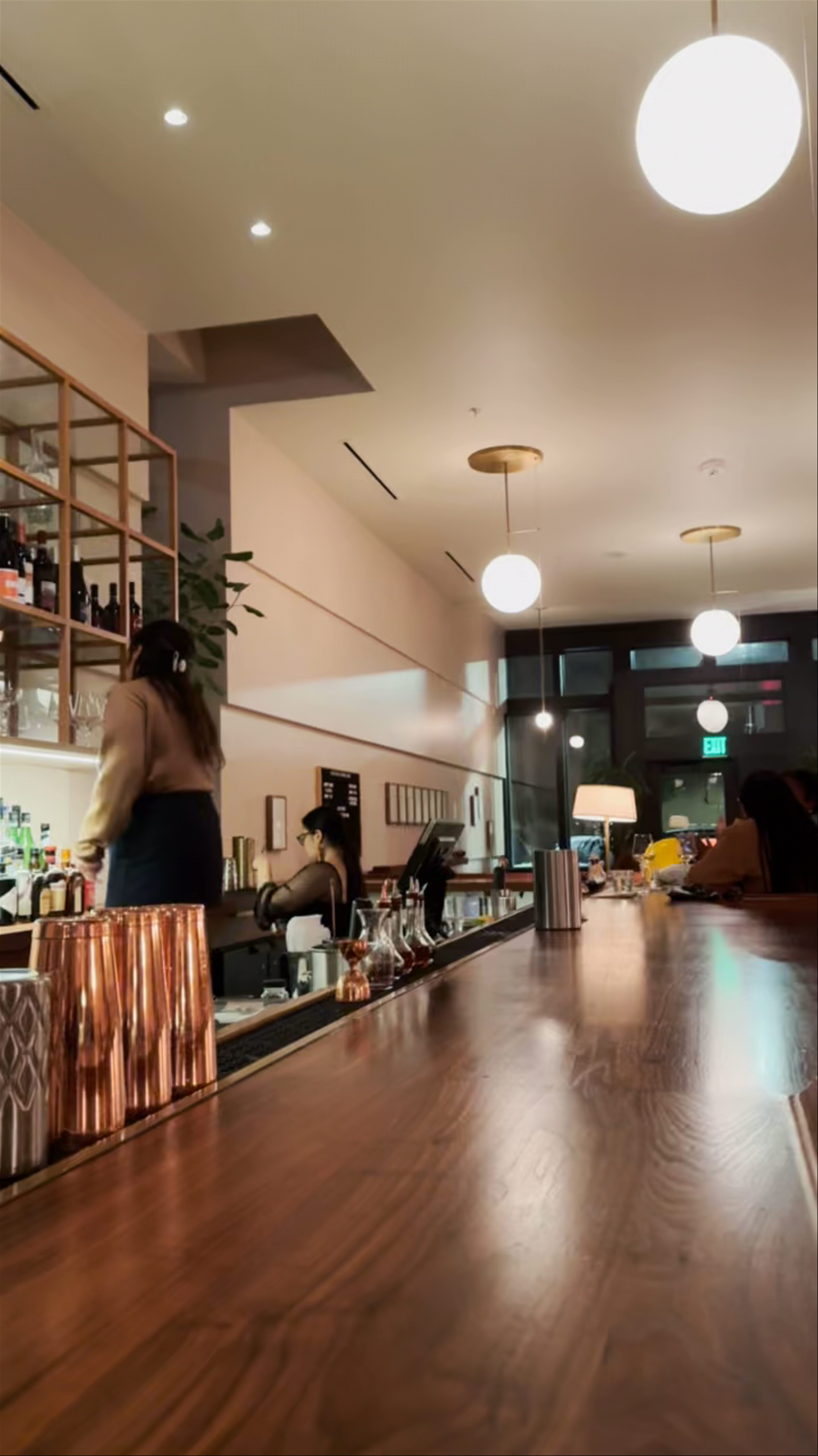 Vintage Wine Bar: Cozy Evening Vibes in Tulsa, Oklahoma