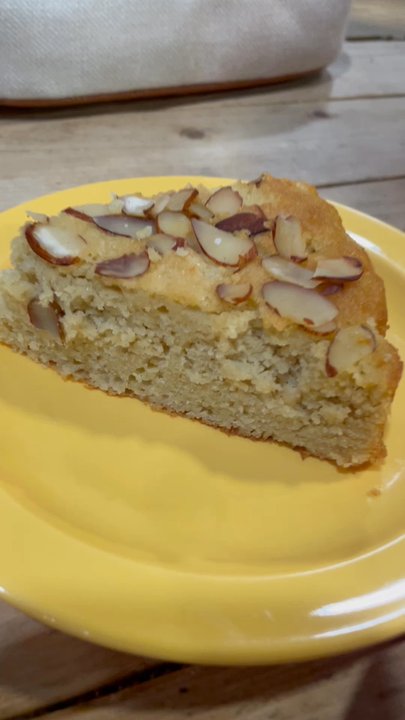 Macondo Coffee Roasters - Almond Cake - Coffee & Tea Near Me - Doral, Florida
