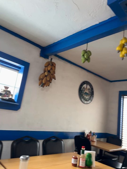 La Salvadorena - Salvadoran Near Me - Mc Kinney, Texas