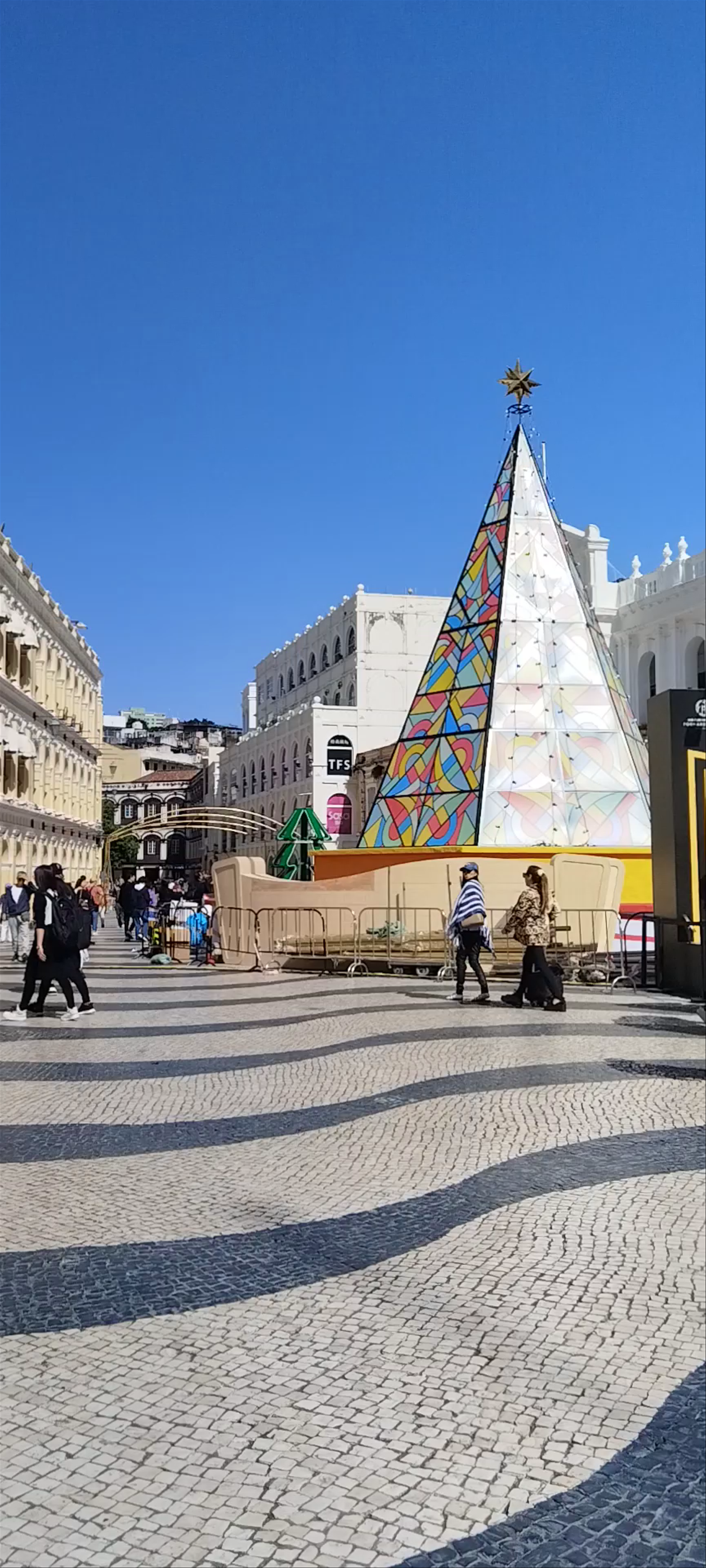 Sunlit Stroll Through Historic Downtown Macao - San Ma Lo Seng Kei Congee Area