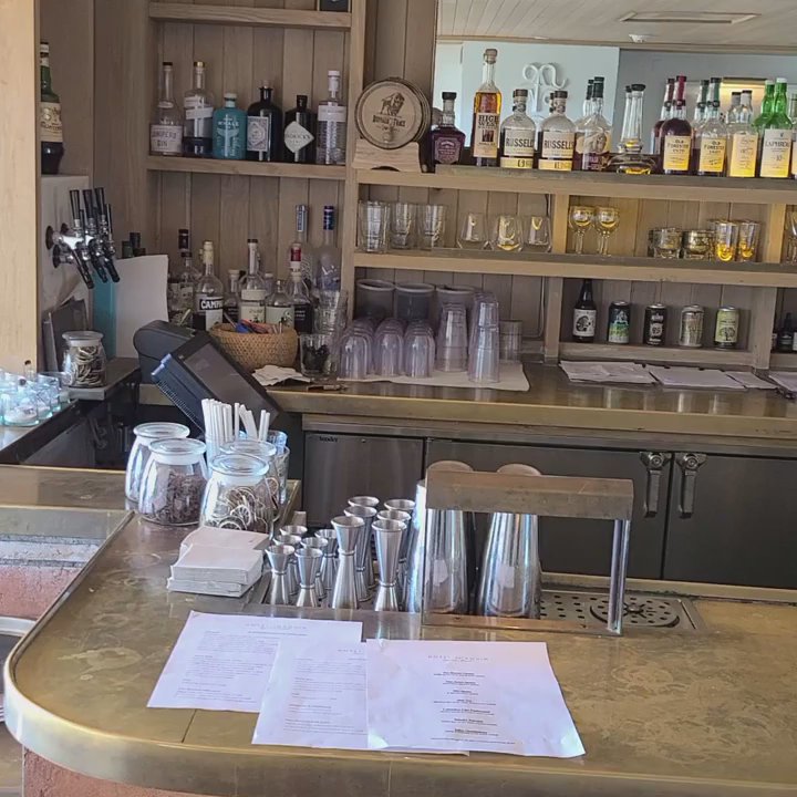 Hotel Joaquin - The lobby and welcome area - Hotels Near Me - Laguna Beach, California