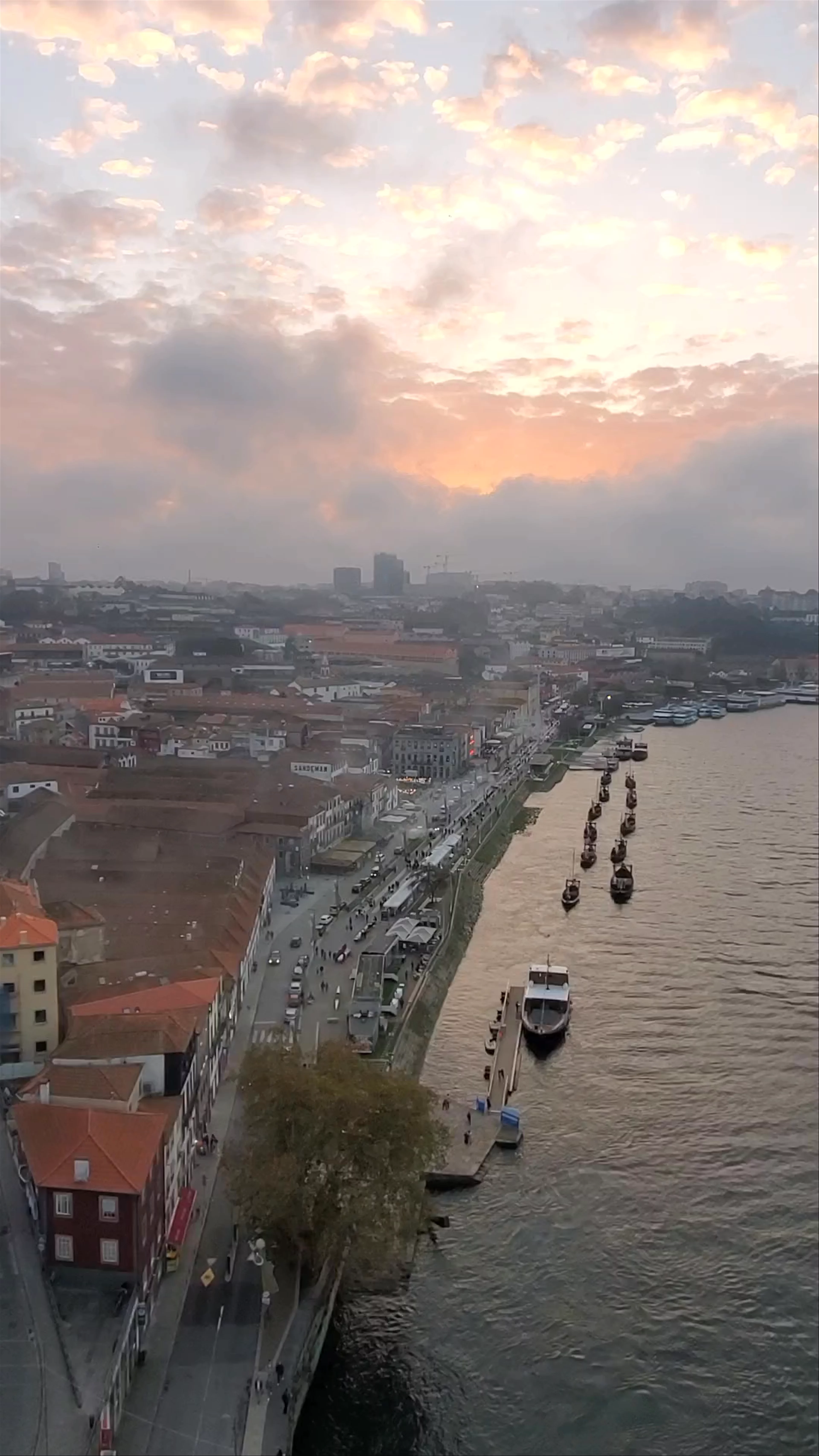 Miradouro da Ribeira, Rua Rocha Leão, Vila Nova de Gaia