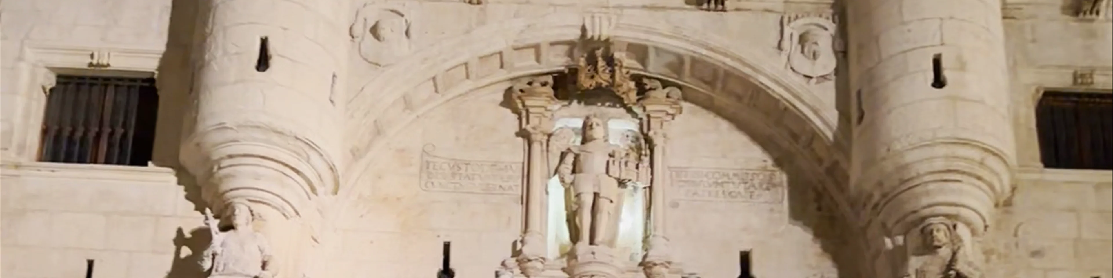 Arco de Santa María