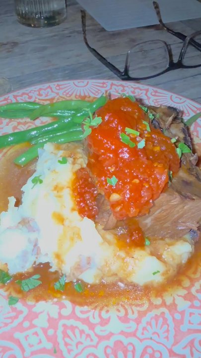 Dada - Short Ribs with mashed potatoes and green beans. - New American Near Me - Delray Beach, Florida