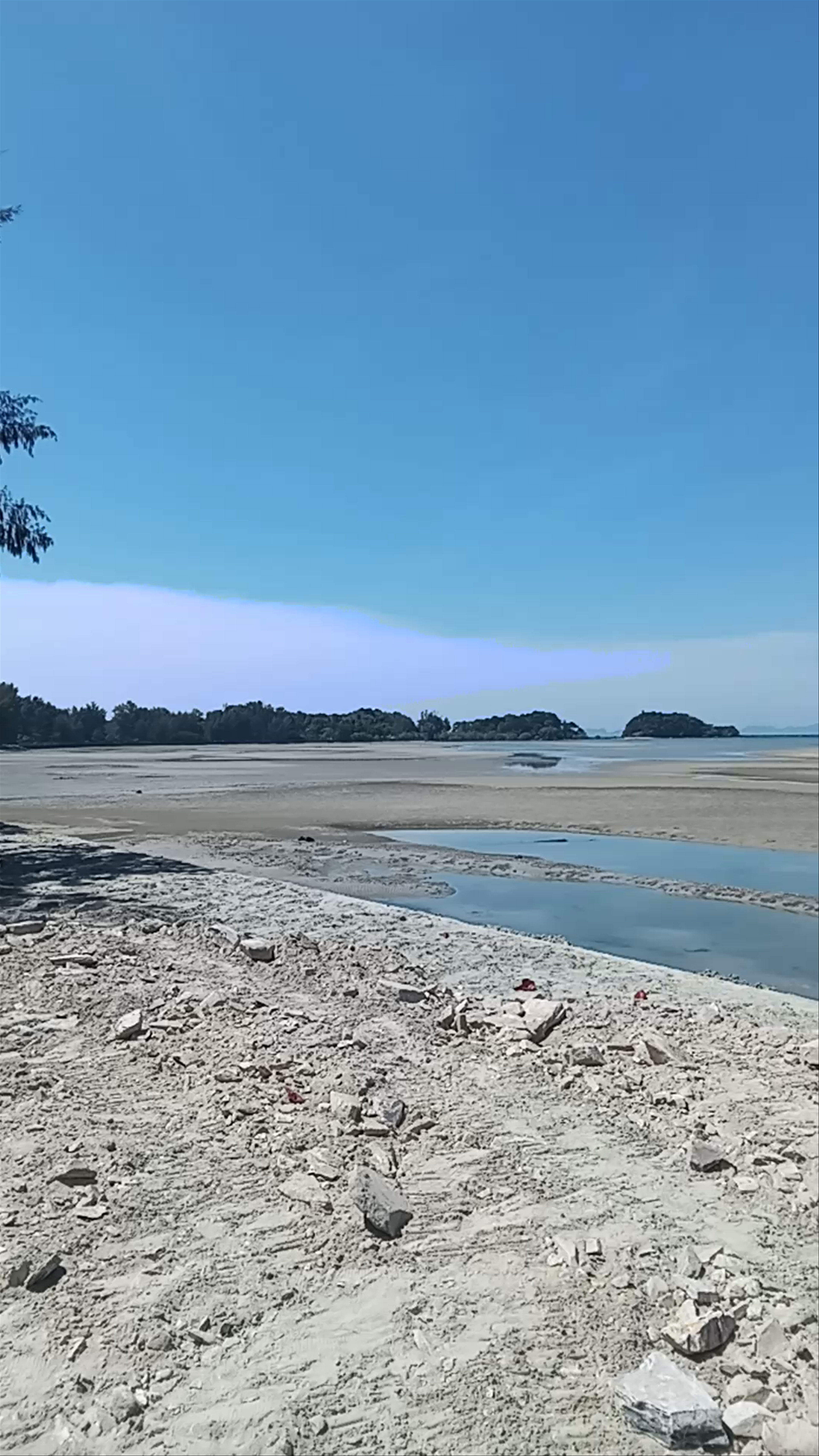 Klong Jark Beach: Serene Coastal Escape on Ko Yao Noi
