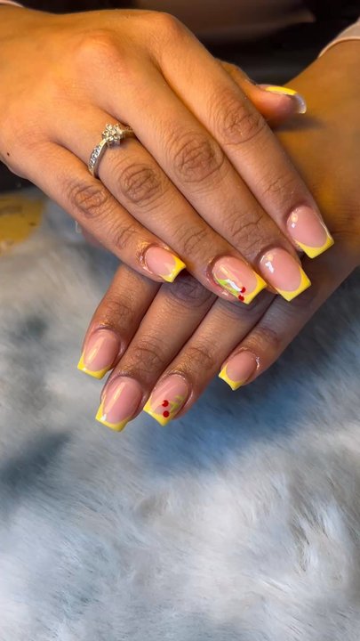 Ukiah Nails & Spa - Day Spas Near Me - Ukiah, California