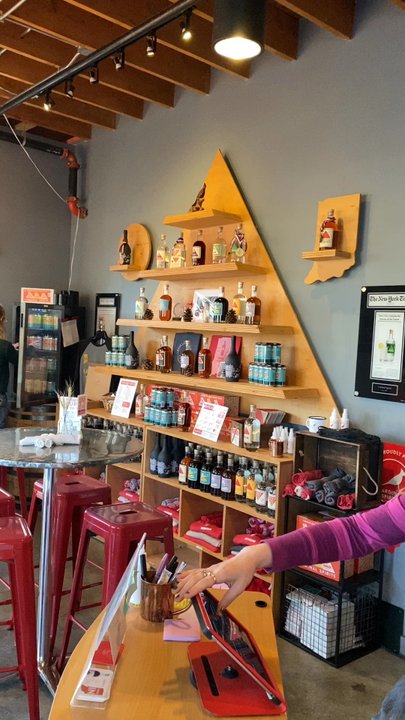Cardinal Spirits - Tasting room & restaurant - Cocktail Bars Near Me - Bloomington, Indiana