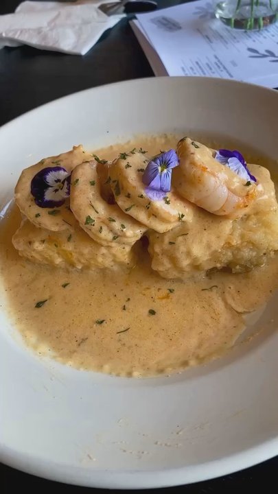 Antoinette's Garden - Shrimp & Grits - Wine Bars Near Me - Leonardtown, Maryland
