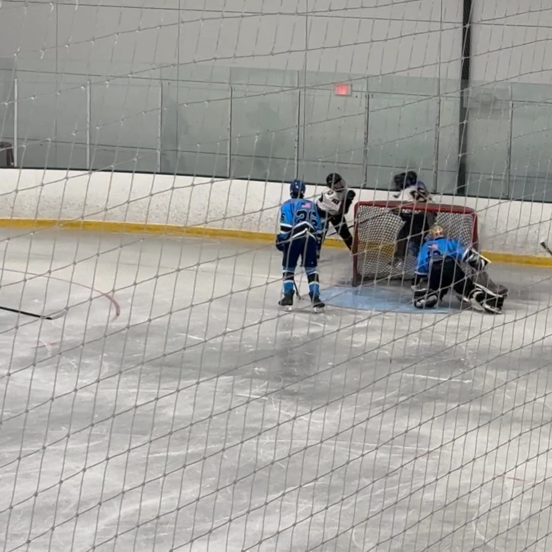 Alec Tochterman: Impressive Forecheck Leads to Scoring Chance!