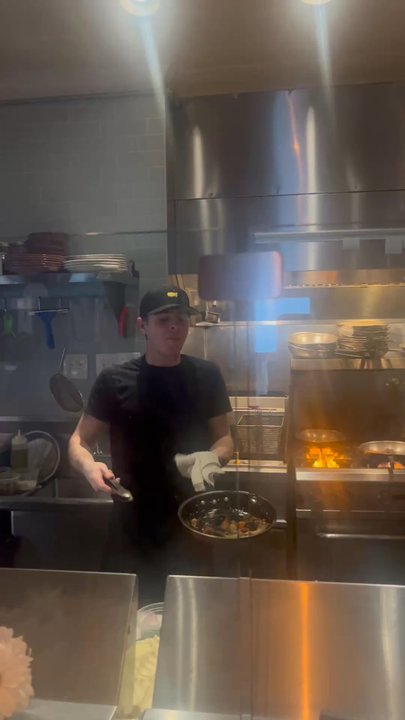 Seaboy - Seaboy Cooks led by Chef Johnnie: Excellence in Every Dish, Every Night - Seafood Near Me - Cornelius, North Carolina