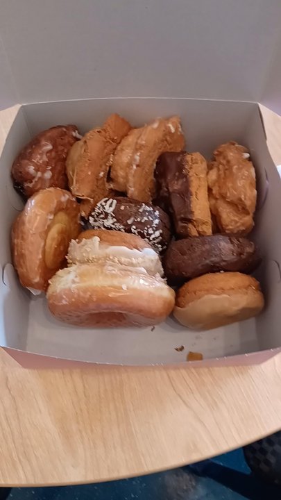 Tan's Donuts - Donuts Near Me - Oceanside, California