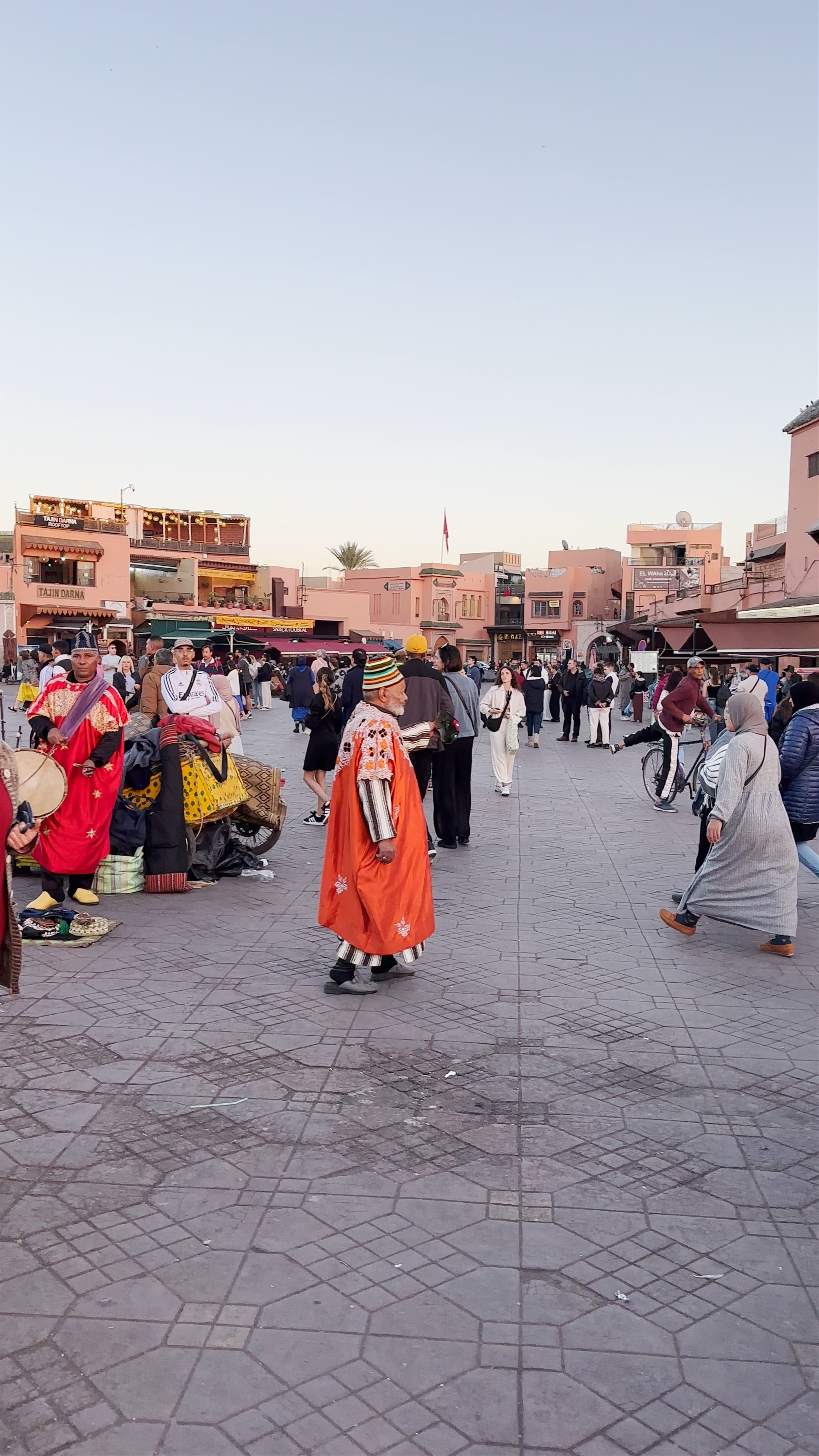 Jemaa el-Fnaa: The Vibrant Heartbeat of Marrakesh at Sunset