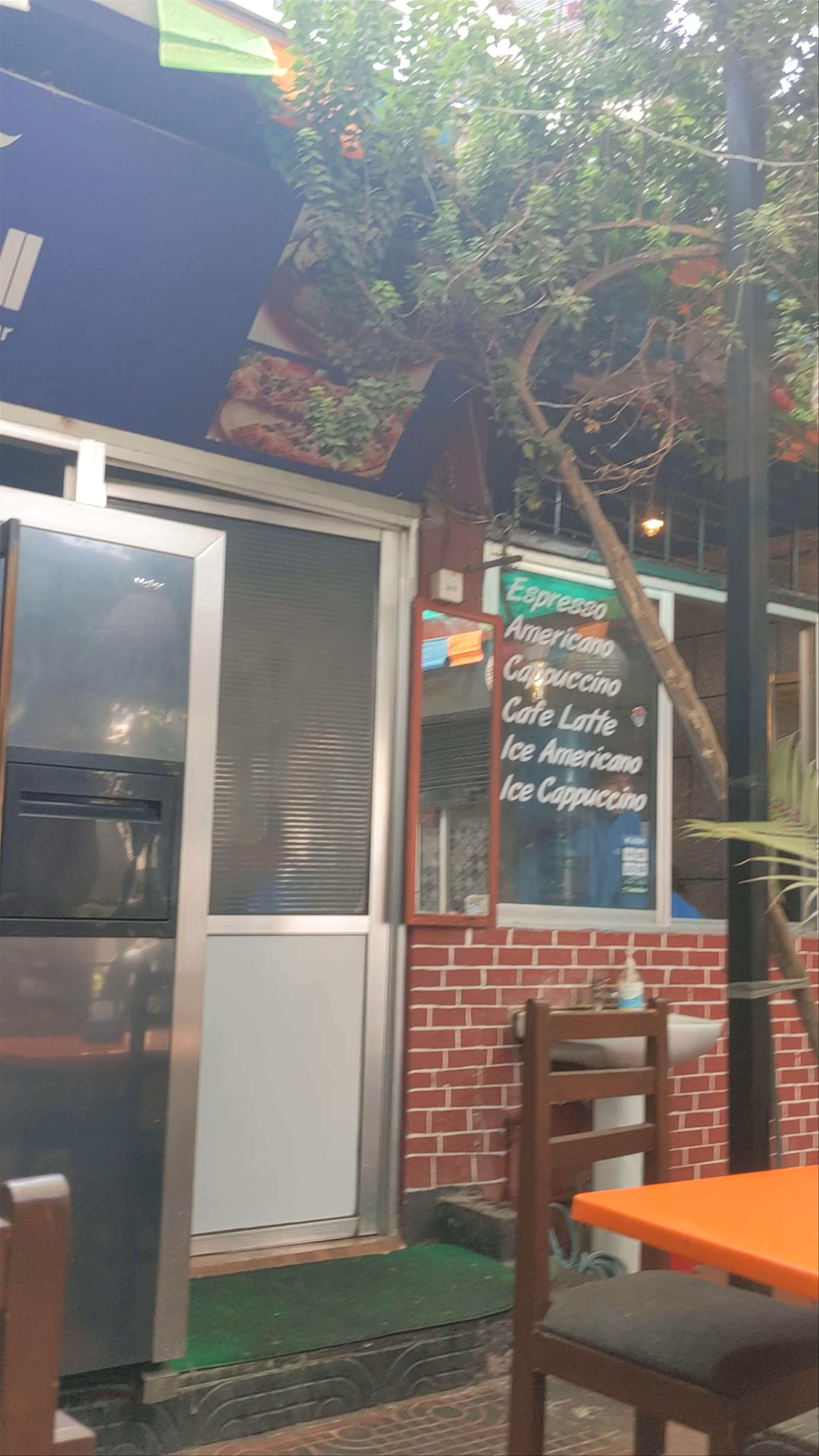 Bluebell Resto & Bar