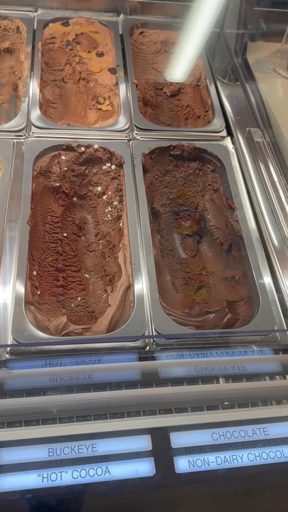 Chapel Chill - Amazing number of flavors - Ice Cream & Frozen Yogurt Near Me - Chapel Hill, North Carolina