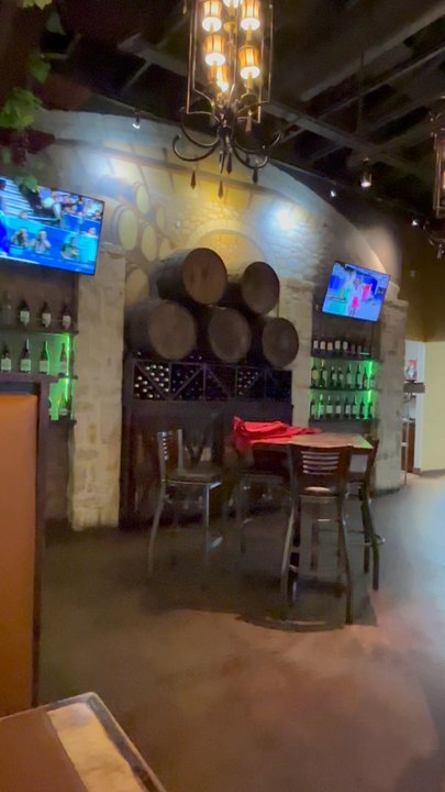 Vito's Pizza & Grill - Pizza Near Me - Irving, Texas