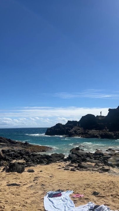 Cockroach Cove - Beaches Near Me - Honolulu, Hawaii